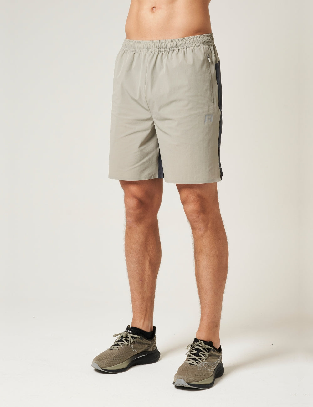 CLIMA SHORTS - SAND / GRAPHITE