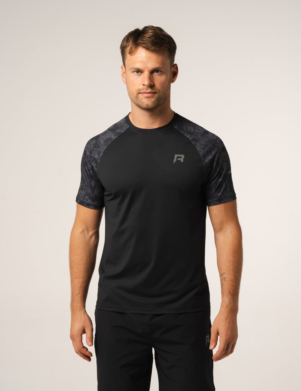 SHIBORI T-SHIRT - BLACK