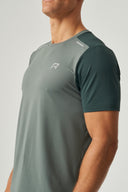FLIGHT T-SHIRT - HUNTER GREEN / BOTANICAL