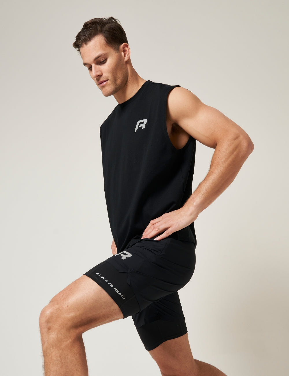 AR COLLECTIVE VEST - BLACK-4