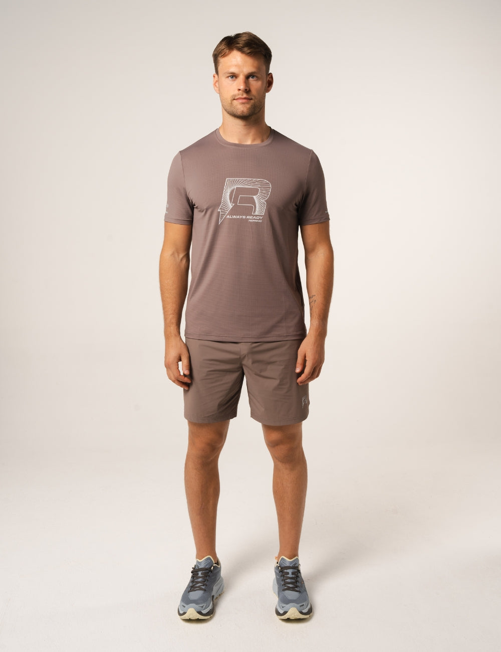 HELIX SHORTS - IRON-4