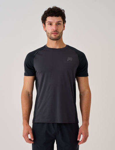 CURVE T-SHIRT - BLACK / BLACK SAND