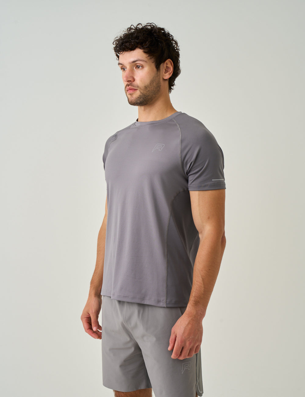 CURVE T-SHIRT - GARGOYLE / GUNMETAL
