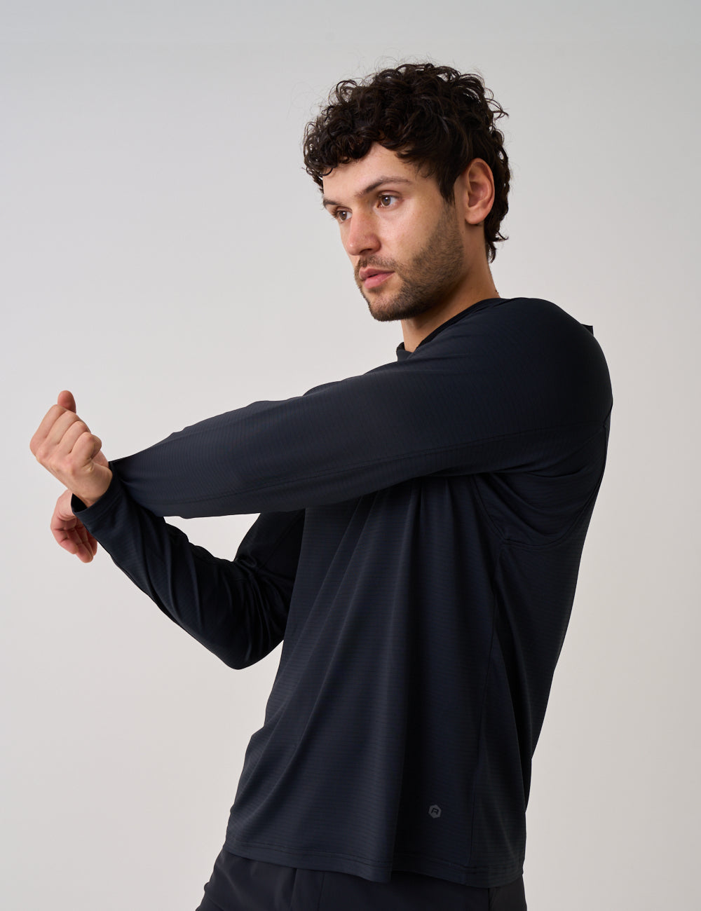 ECHO TRAINING HOODIE - BLACK-3