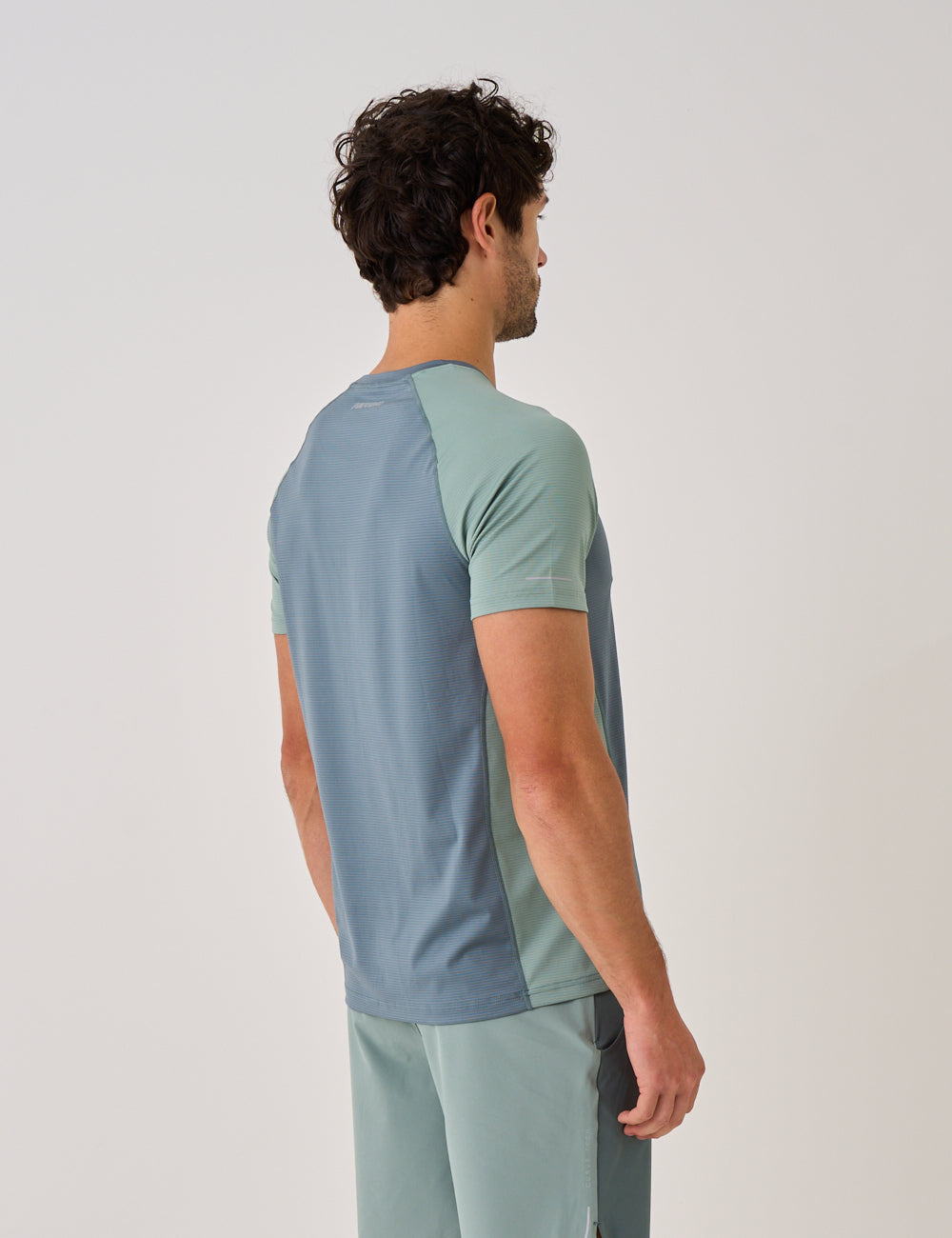 CURVE T-SHIRT - URBAN FERN / BOTTLE GREEN-3