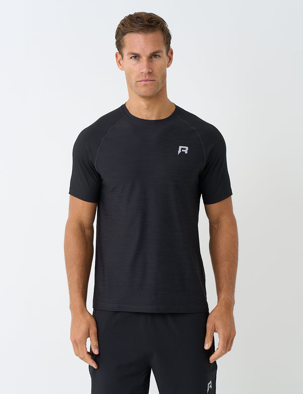 RISE T-SHIRT - BLACK
