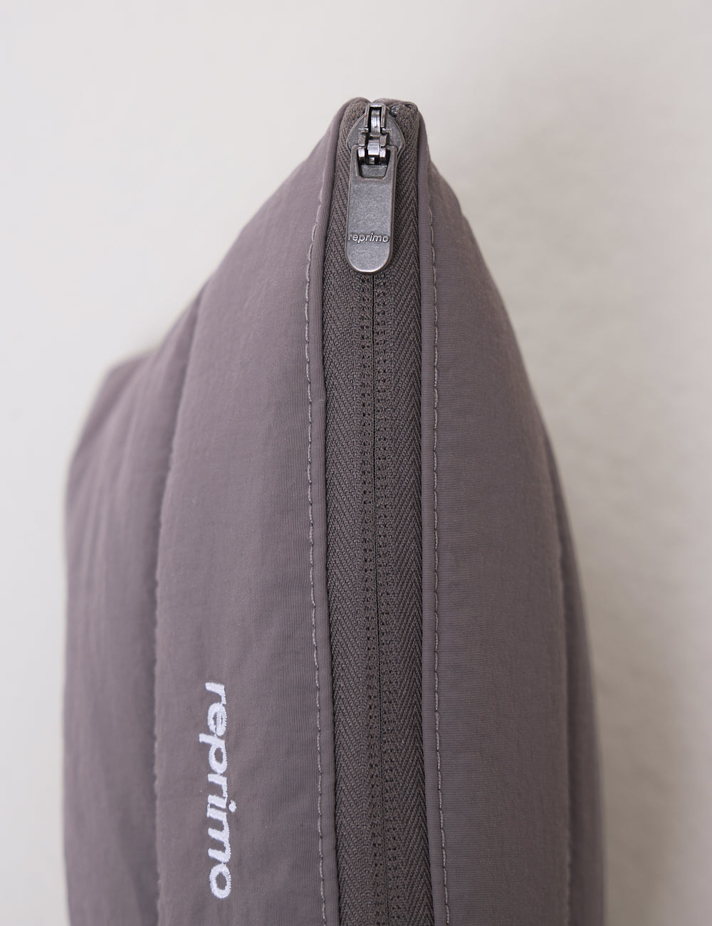 LUMA QUILTED POUCH - DOVE